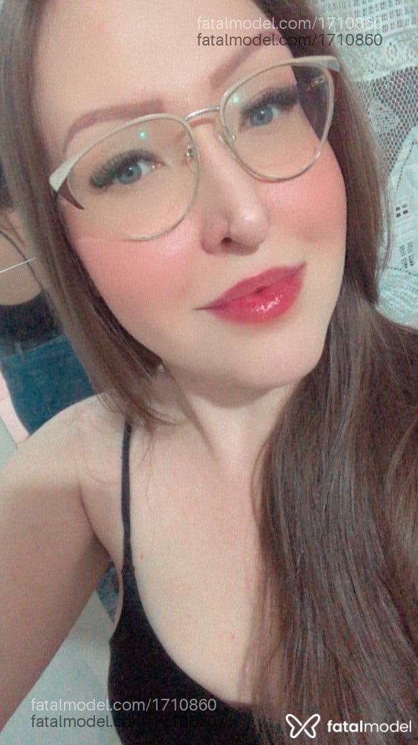 Acompanhante mulher loira (o) de olhos azuis - Mandy Acompanhante mulher loira (o) de olhos azuis - Mandy
