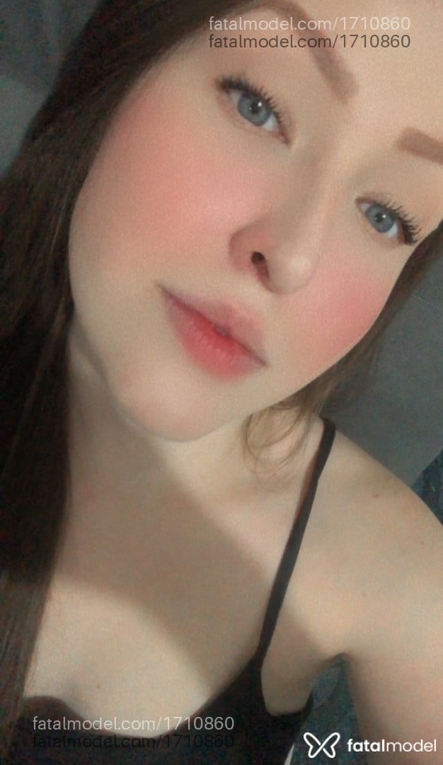 Acompanhante mulher loira (o) de olhos azuis - Mandy Acompanhante mulher loira (o) de olhos azuis - Mandy