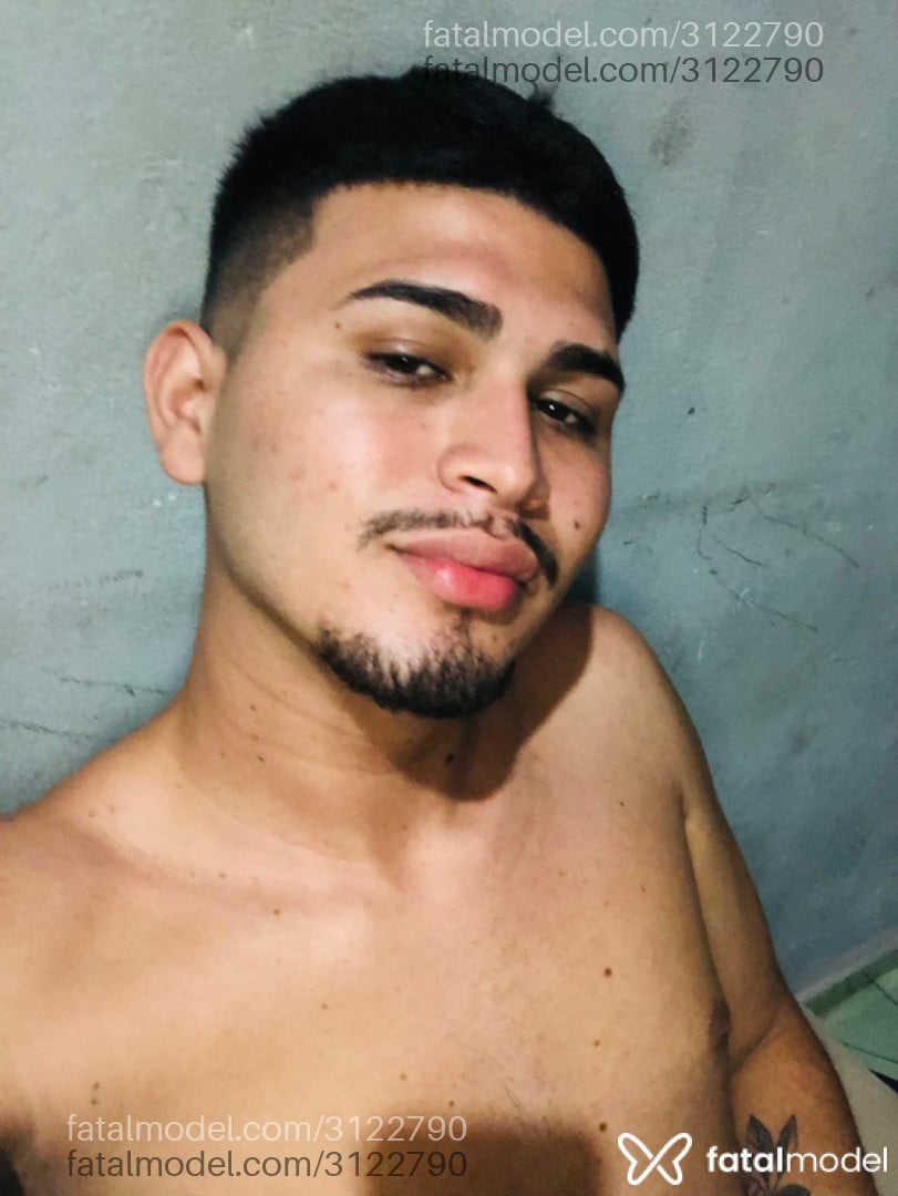 Acompanhante homem morena (o) de olhos castanhos em Moju Acompanhante homem morena (o) de olhos castanhos em Moju - Adryafter