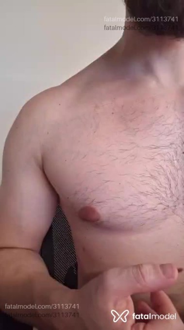 Acompanhante homem com cabelo castanho de olhos castanhos em Virtual - Alpha