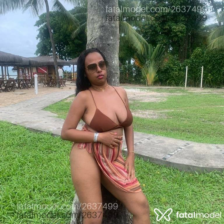 Acompanhante mulher morena (o) de olhos pretos em Virtual Acompanhante mulher morena (o) de olhos pretos em Virtual - Indiacarol