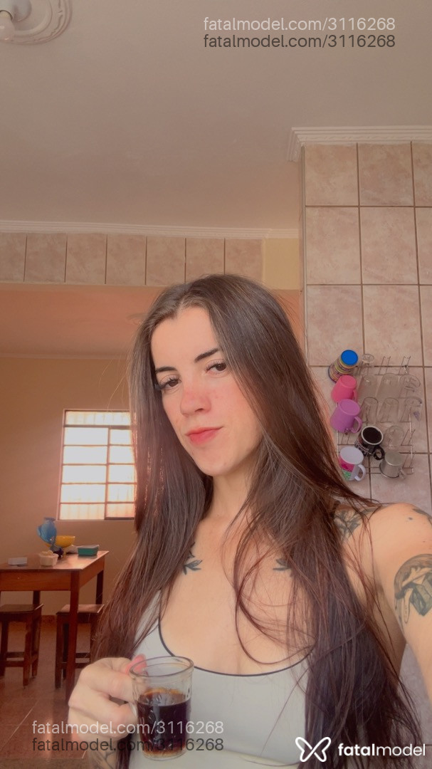 Acompanhante mulher com cabelo castanho de olhos castanhos em Mogi Guaçu - Luanova