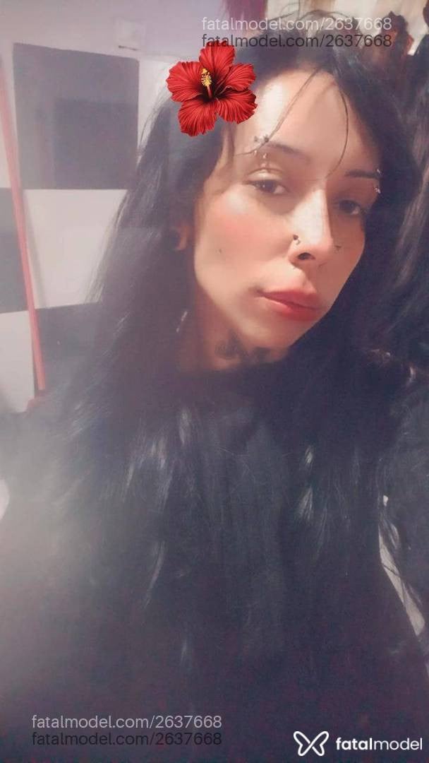 Acompanhante mulher com cabelo castanho de olhos mel - Fernanda