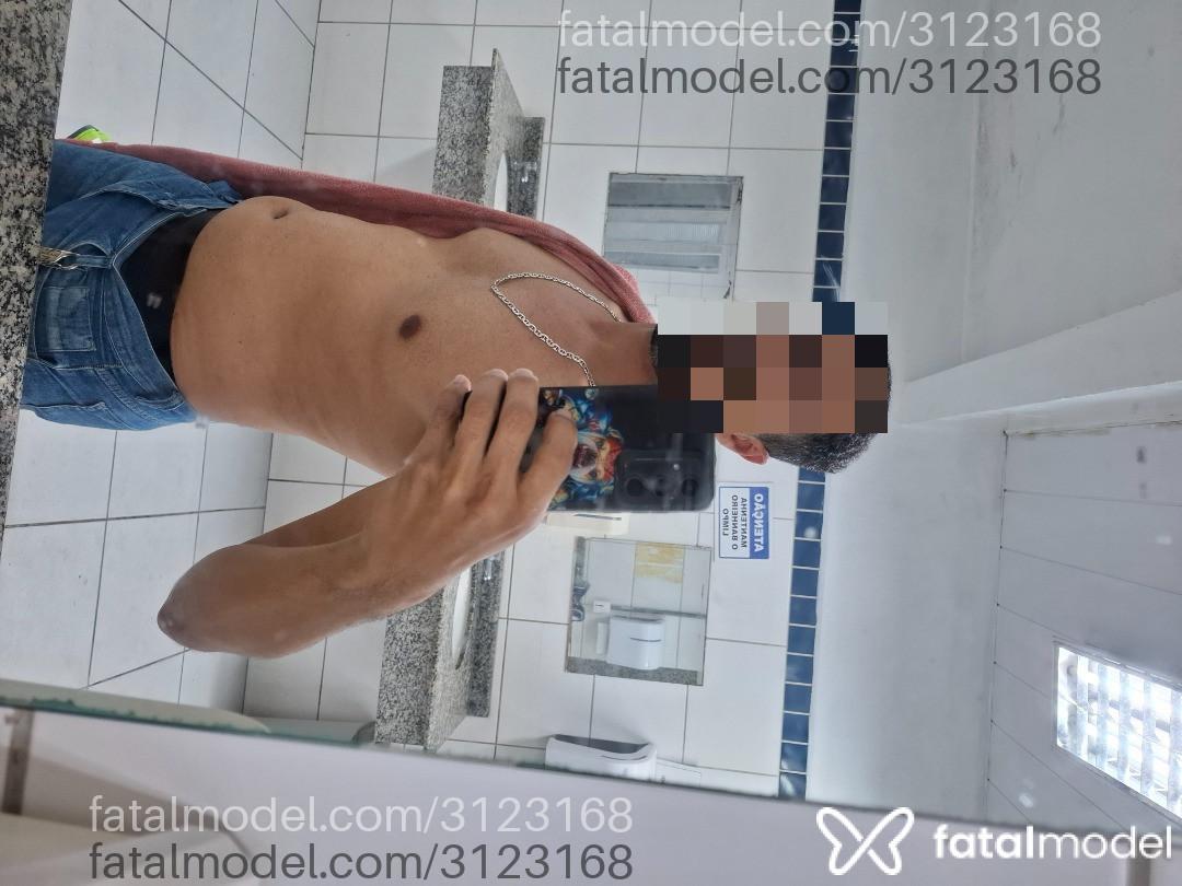 Acompanhante homem morena (o) de olhos pretos em Novo Progresso - Junior