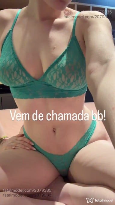 Acompanhante mulher loira (o) de olhos azuis - Lais