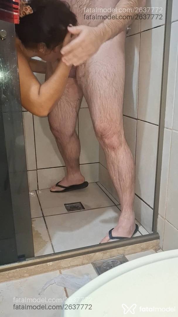 Acompanhante homem com cabelo grisalho de olhos castanhos em Rio de Janeiro - Nick Horn