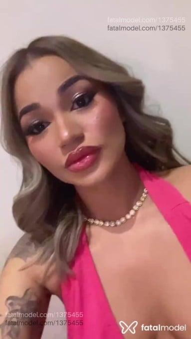 Acompanhante mulher loira (o) de olhos mel em São Paulo - Munik Sampaio