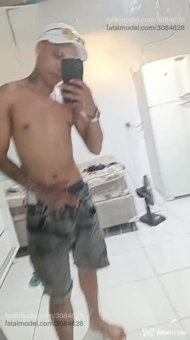 Acompanhante homem morena (o) de olhos castanhos em São Paulo - Enzzo Gael