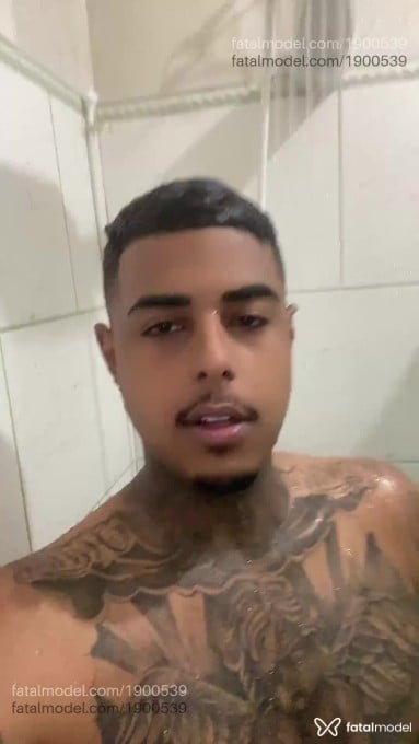 Acompanhante homem morena (o) de olhos pretos em Ribeirão Preto - Lucas Bueno