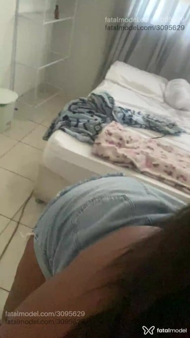 Acompanhante mulher com cabelo castanho de olhos castanhos em Vila Velha - ágatha