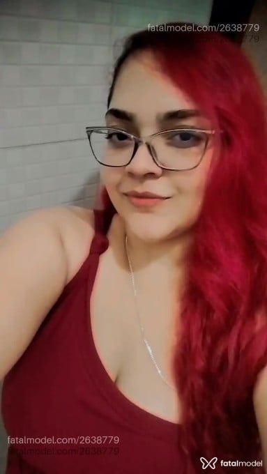 Acompanhante mulher ruiva (o) de olhos castanhos em Palmas Acompanhante mulher ruiva (o) de olhos castanhos em Palmas - Debora Albuquerque