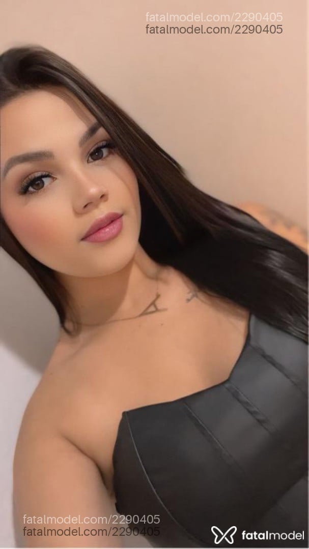 Acompanhante mulher com cabelo castanho de olhos castanhos em Guarapuava - Luiza Gabriela