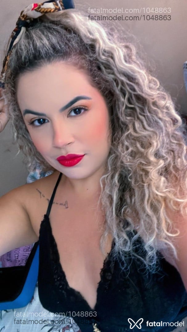 Acompanhante mulher loira (o) de olhos castanhos em Crateús Acompanhante mulher loira (o) de olhos castanhos em Crateús - Maya Castro