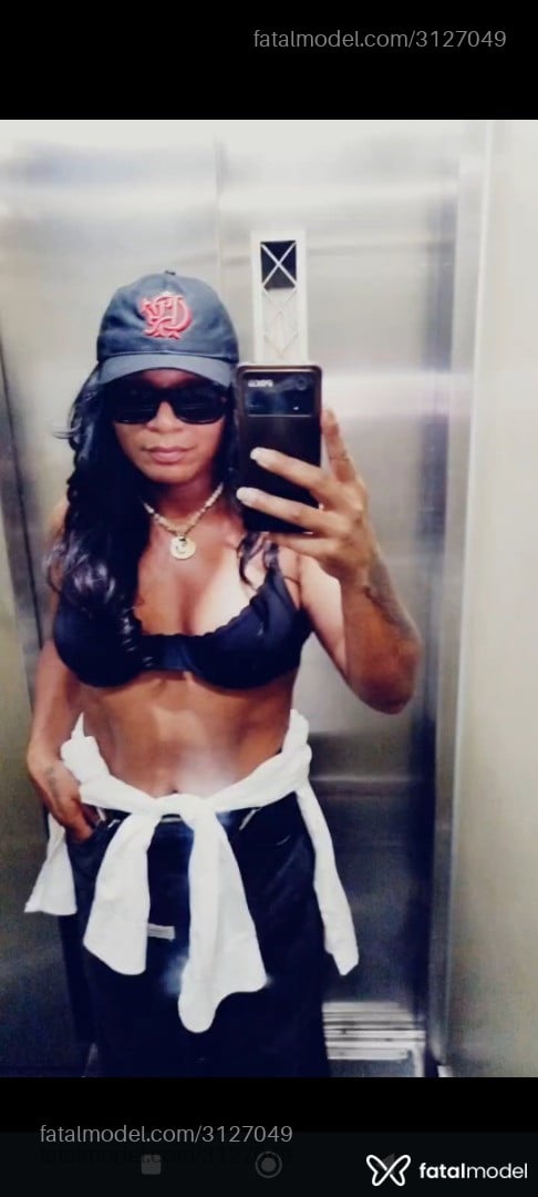 Acompanhante mulher trans morena (o) de olhos pretos em Rio de Janeiro - Patrícia