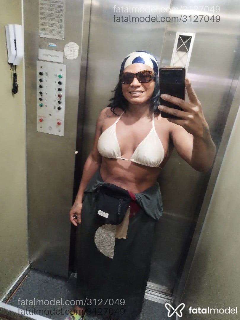 Acompanhante mulher trans morena (o) de olhos pretos em Rio de Janeiro - Patrícia