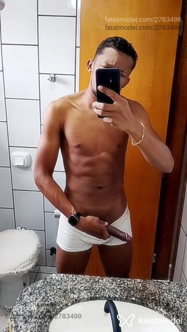 Acompanhante homem morena (o) de olhos pretos em Caldas Novas - Felipe