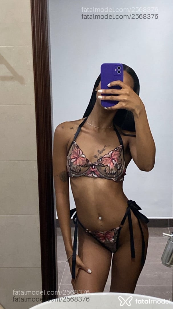 Acompanhante mulher morena (o) de olhos castanhos em São José do Rio Preto Acompanhante mulher morena (o) de olhos castanhos em São José do Rio Preto - Naomi