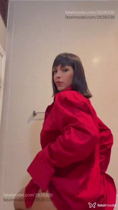 Acompanhante mulher morena (o) de olhos castanhos - Taina