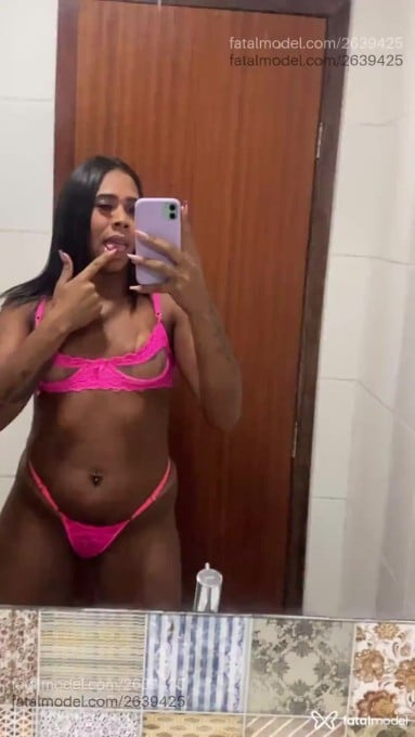 Acompanhante mulher morena (o) de olhos castanhos - Patty Alves