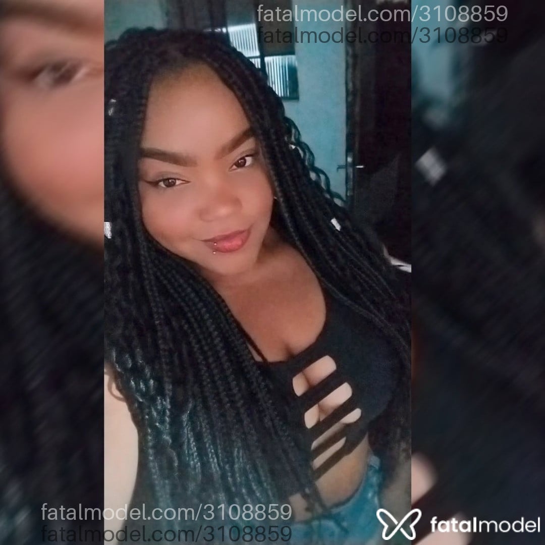 Acompanhante mulher morena (o) de olhos castanhos em Poços de Caldas Acompanhante mulher morena (o) de olhos castanhos em Poços de Caldas - Morenasantos