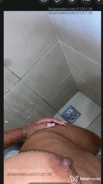 Acompanhante mulher morena (o) de olhos verdes em Brasília Acompanhante mulher morena (o) de olhos verdes em Brasília - Carol
