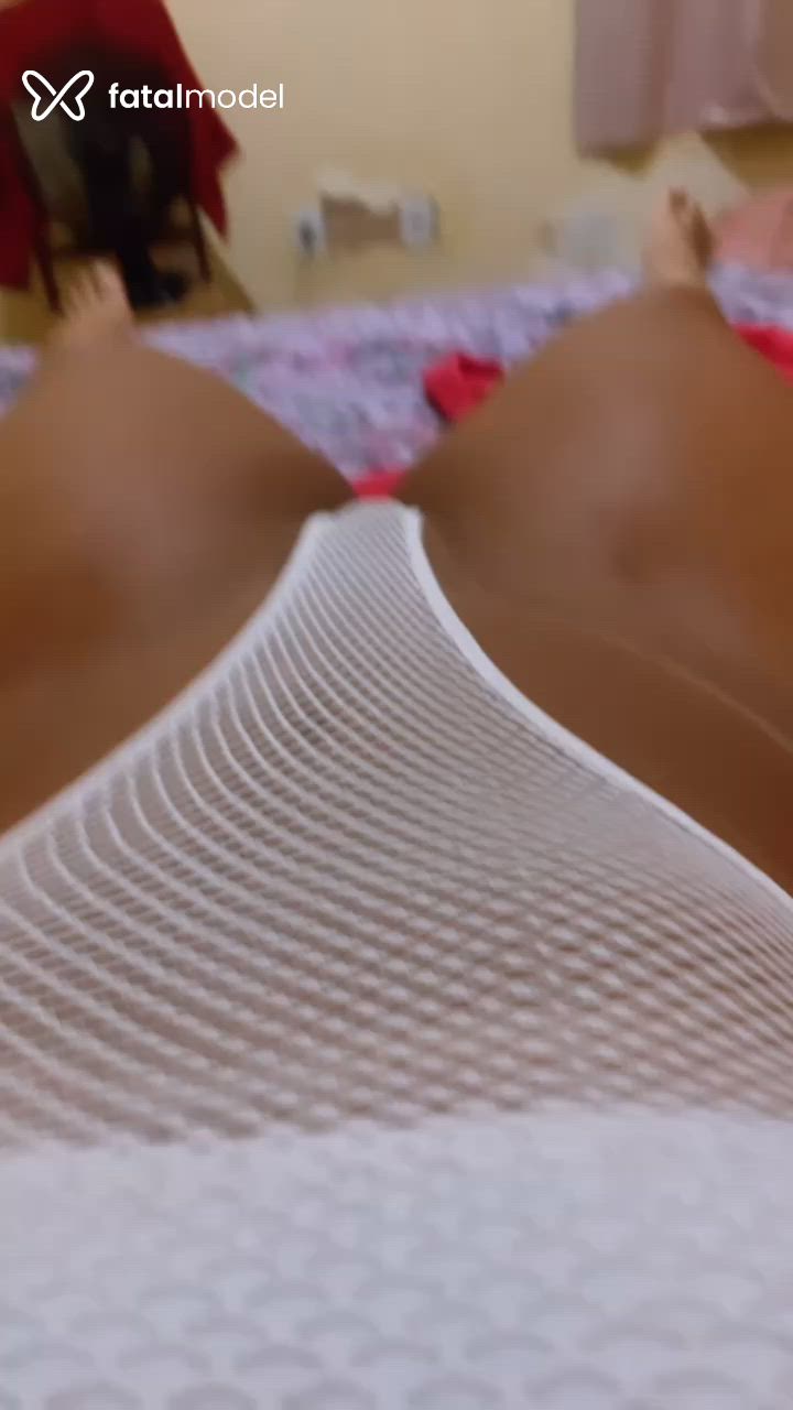 Acompanhante mulher com cabelo castanho de olhos pretos em Picos Acompanhante mulher com cabelo castanho de olhos pretos em Picos - Milenna Castro