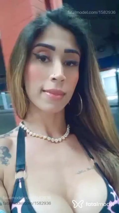 Acompanhante travesti com cabelo castanho de olhos castanhos em Fazenda Rio Grande Acompanhante travesti com cabelo castanho de olhos castanhos em Fazenda Rio Grande - Juliana