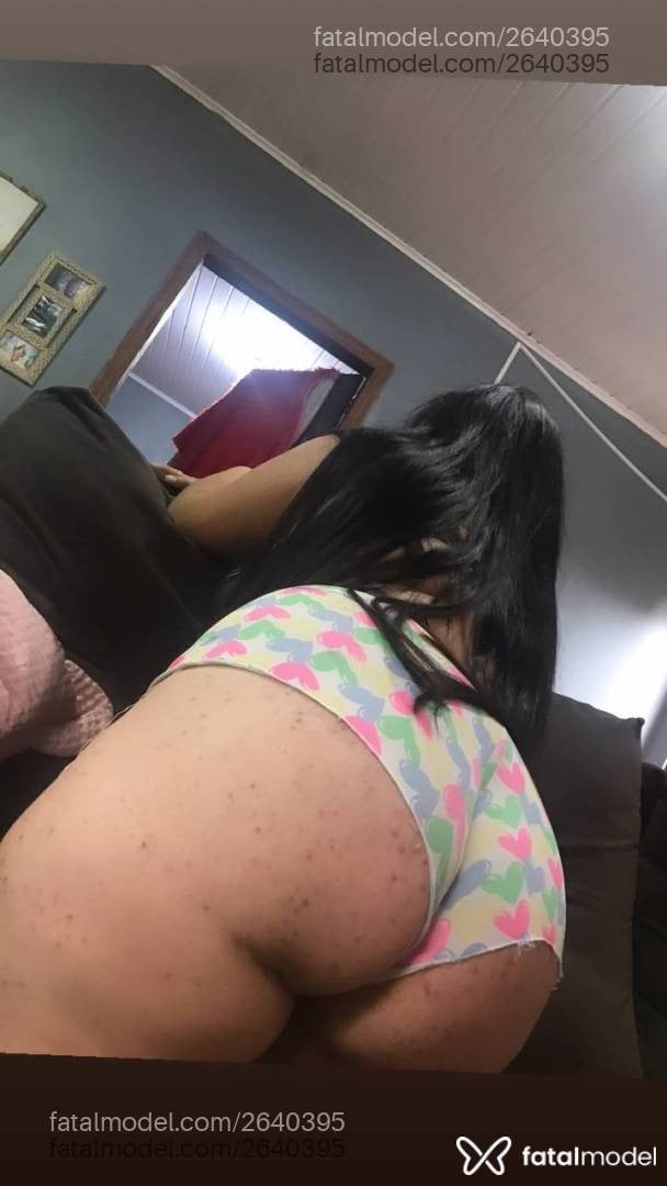 Acompanhante mulher morena (o) de olhos pretos - Patty