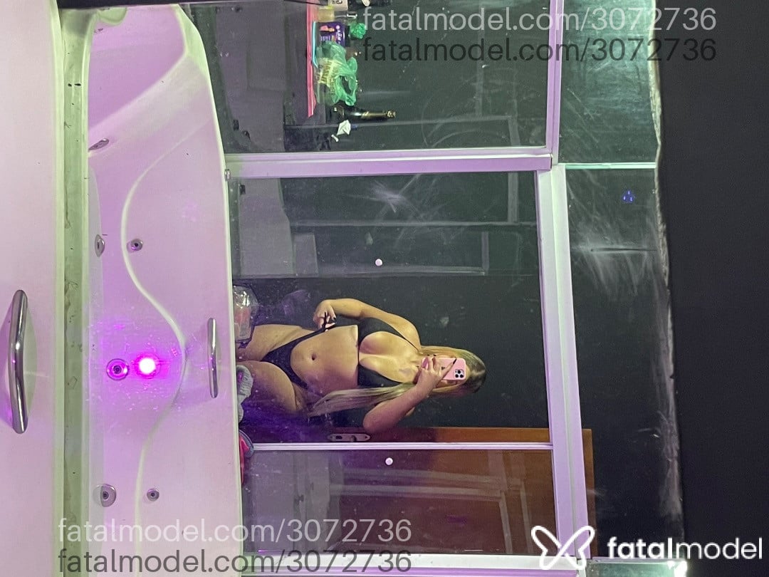 Acompanhante mulher loira (o) de olhos azuis em São Paulo - Keila