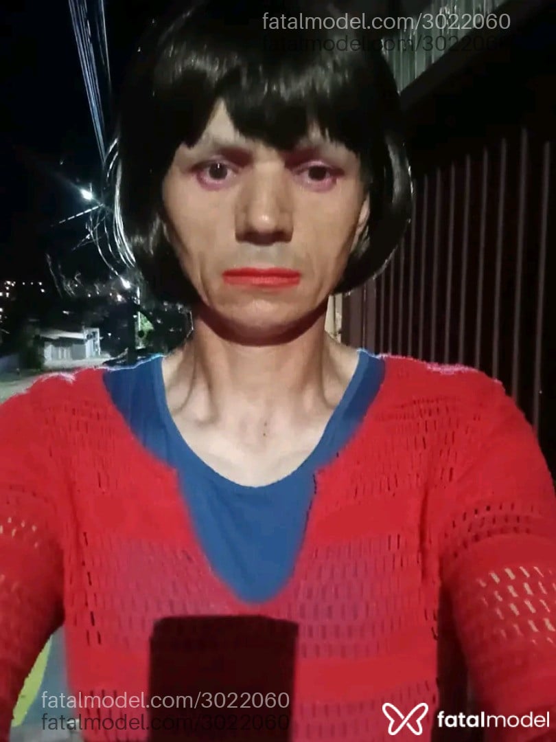 Acompanhante homem trans com cabelo castanho de olhos castanhos em Palmeira das Missões - Bruna Barbosa