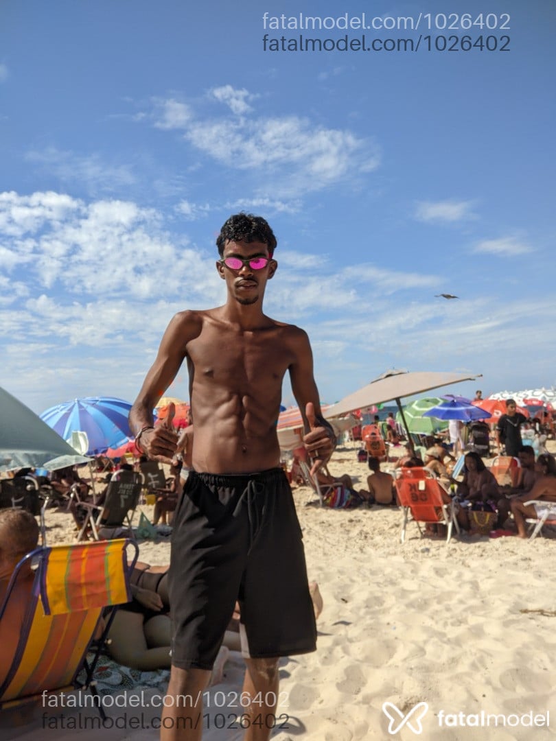 Acompanhante homem morena (o) de olhos castanhos em Nova Iguaçu - Natan