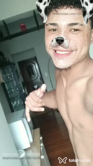 Acompanhante homem morena (o) de olhos castanhos em São Paulo - Victor Gaspar