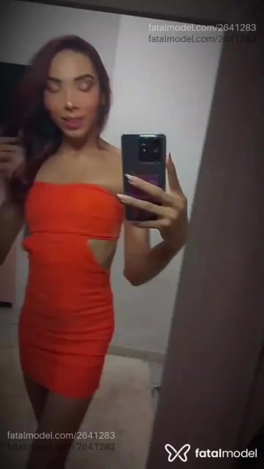 Acompanhante mulher trans com cabelo castanho de olhos castanhos em Sete Lagoas - Aylla Desirée