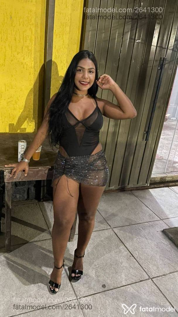 Acompanhante mulher morena (o) de olhos pretos em Nova Friburgo - Tainá