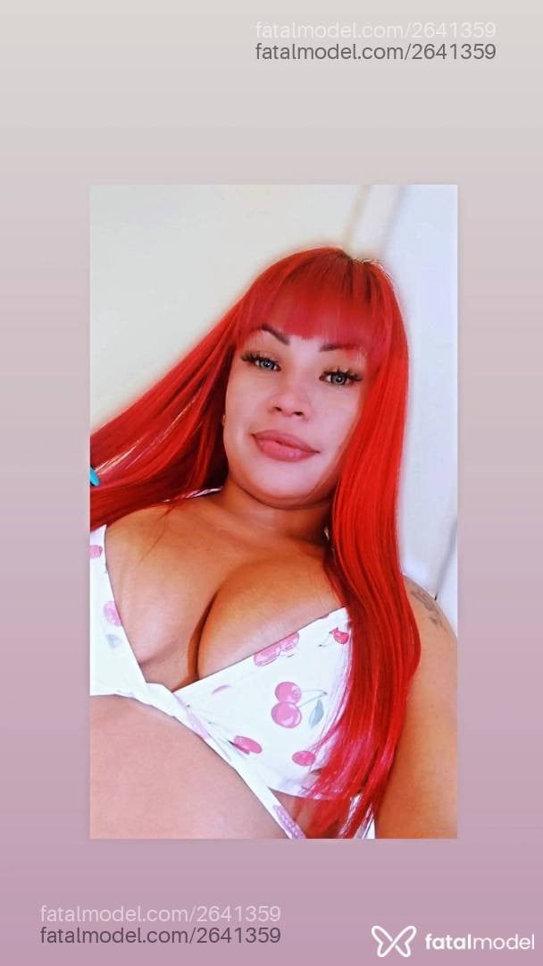 Acompanhante mulher ruiva (o) de olhos castanhos - Ariel