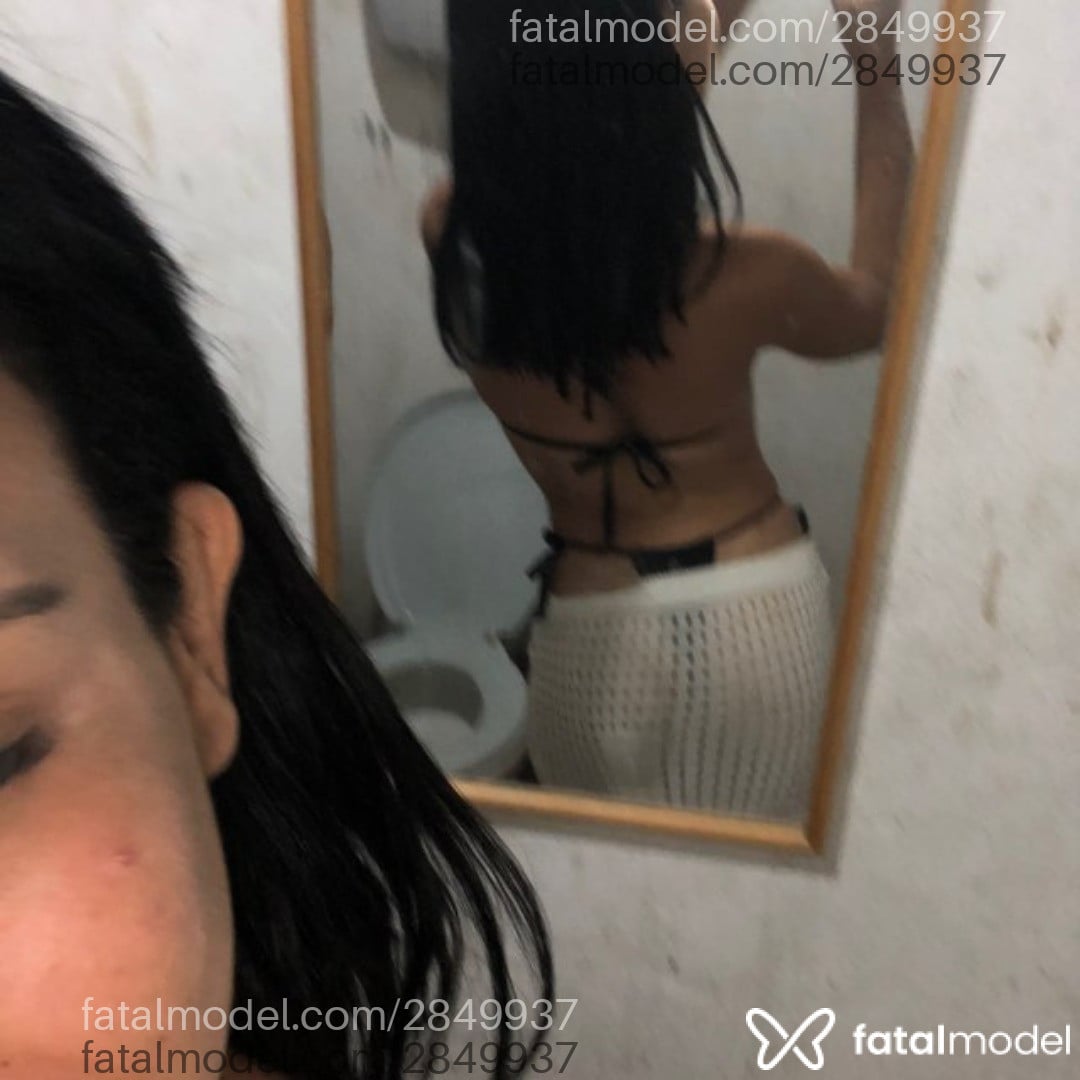 Acompanhante mulher trans morena (o) de olhos pretos - Lorrayne Stefany Acompanhante mulher trans morena (o) de olhos pretos - Lorrayne Stefany