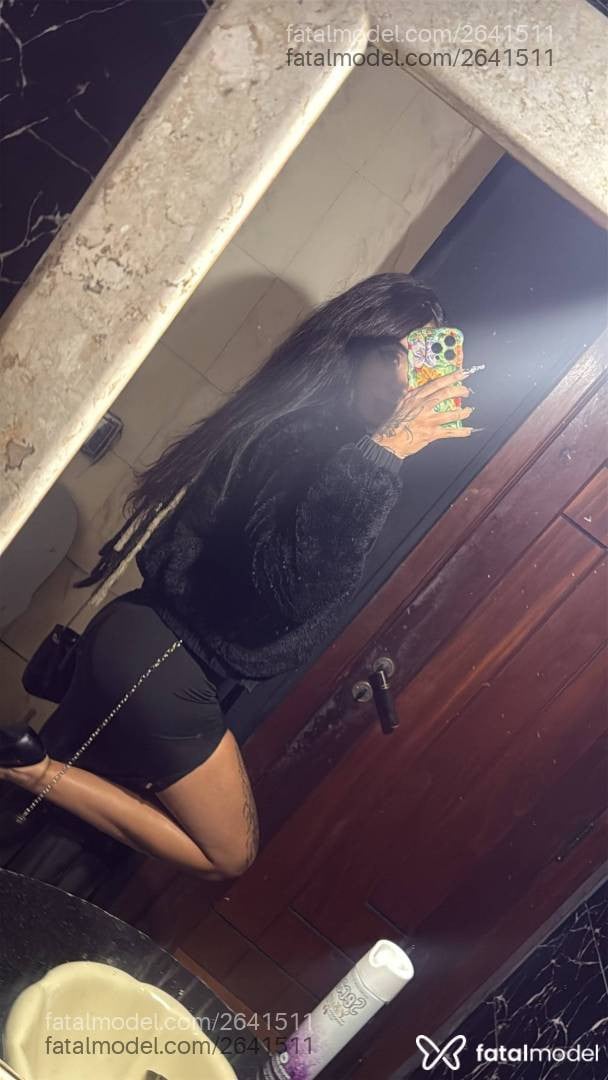 Acompanhante mulher morena (o) de olhos mel - Camila Viana