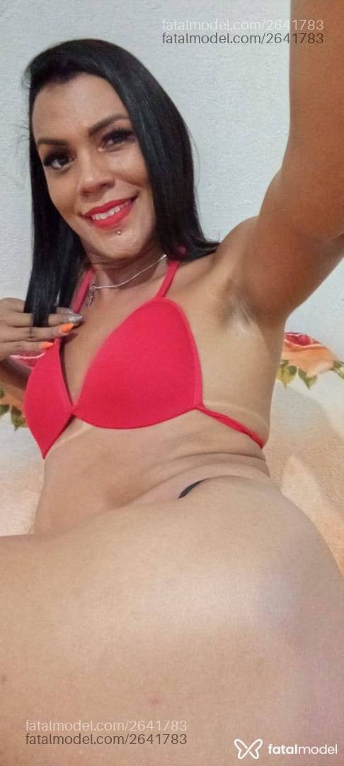 Acompanhante mulher trans morena (o) de olhos castanhos em João Pessoa - Esmeraldinha