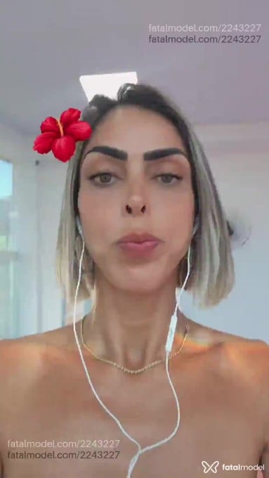 Acompanhante mulher trans loira (o) de olhos castanhos em Francisco Beltrão - Eduarda