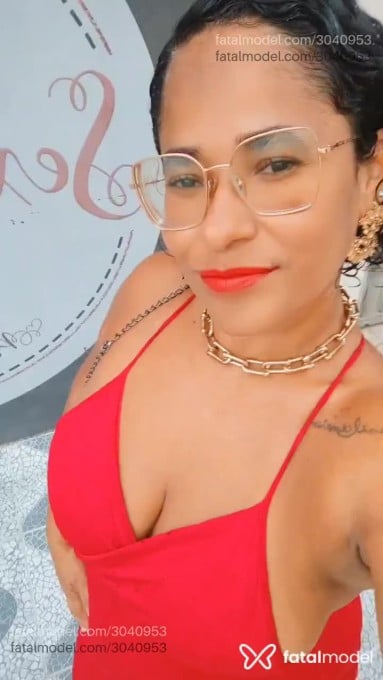 Acompanhante mulher morena (o) de olhos castanhos em Aracati Acompanhante mulher morena (o) de olhos castanhos em Aracati - Letícia