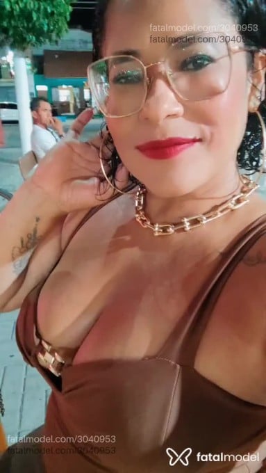 Acompanhante mulher morena (o) de olhos castanhos em Aracati Acompanhante mulher morena (o) de olhos castanhos em Aracati - Letícia
