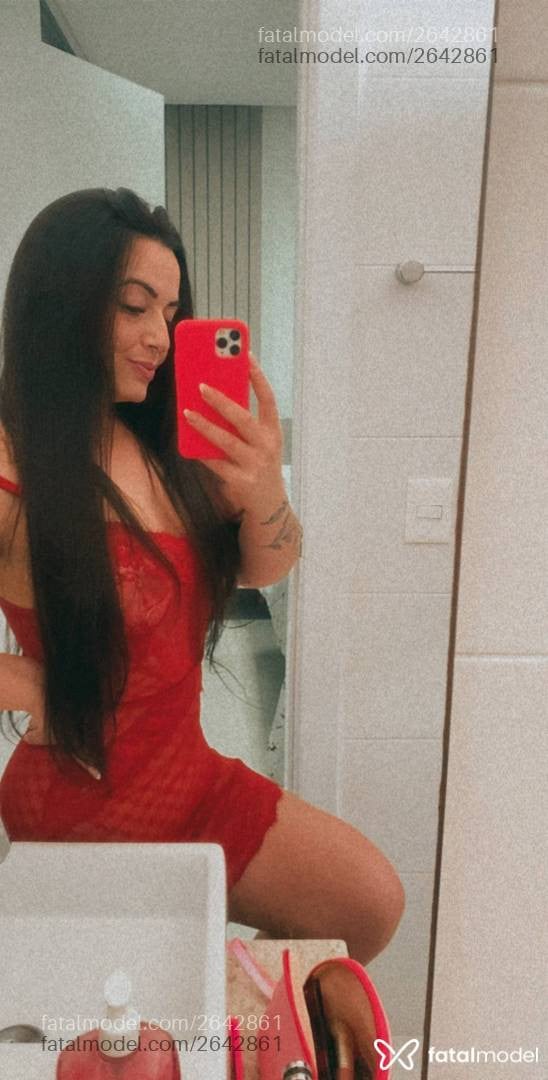 Acompanhante mulher morena (o) de olhos castanhos em Balneário Camboriú - Isa