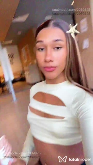 Acompanhante mulher trans loira (o) de olhos castanhos em Contagem - Aurora Maria