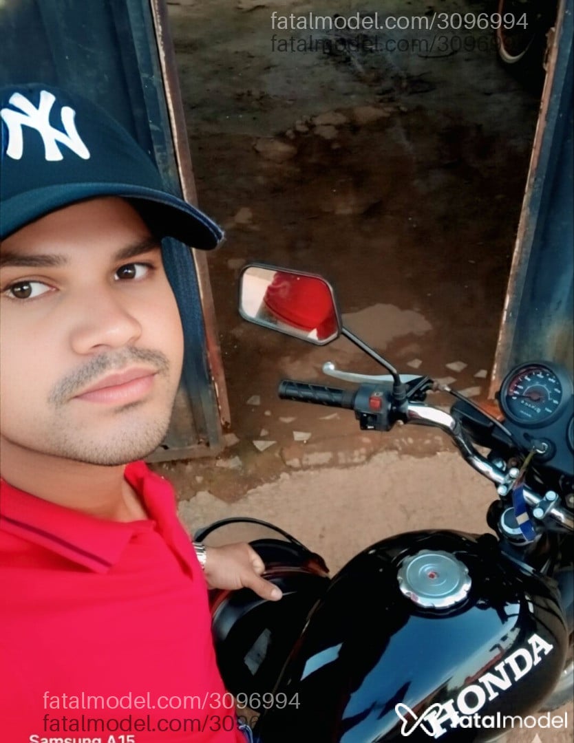 Acompanhante homem com cabelo castanho de olhos mel em Porto Velho - Jhonata