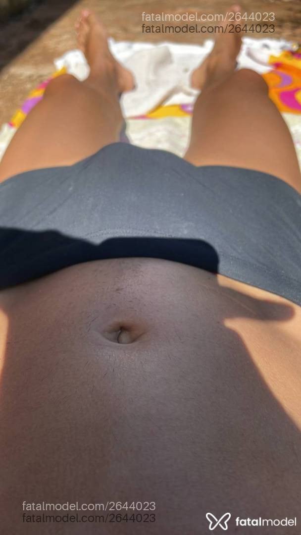 Acompanhante homem morena (o) de olhos castanhos - Miranda