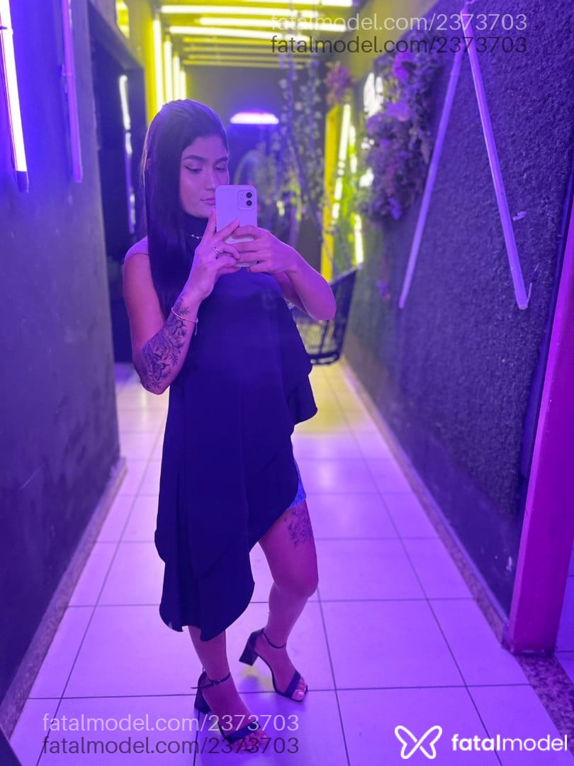 Acompanhante mulher com cabelo castanho de olhos pretos em Mossoró Acompanhante mulher com cabelo castanho de olhos pretos em Mossoró - Aline Priscila