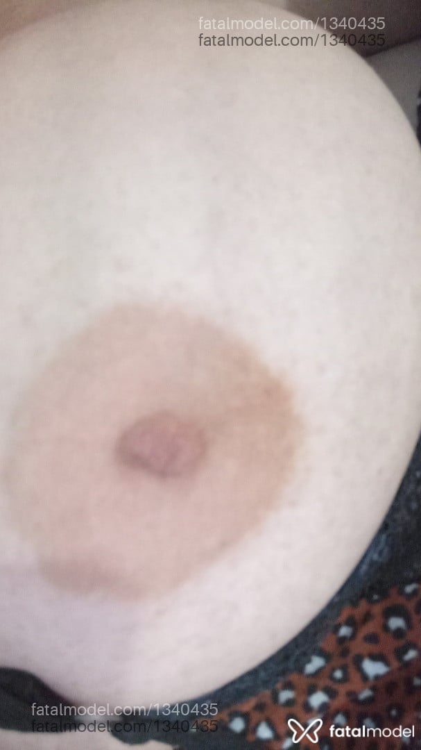 Acompanhante mulher morena (o) de olhos azuis em Virtual - Zoe