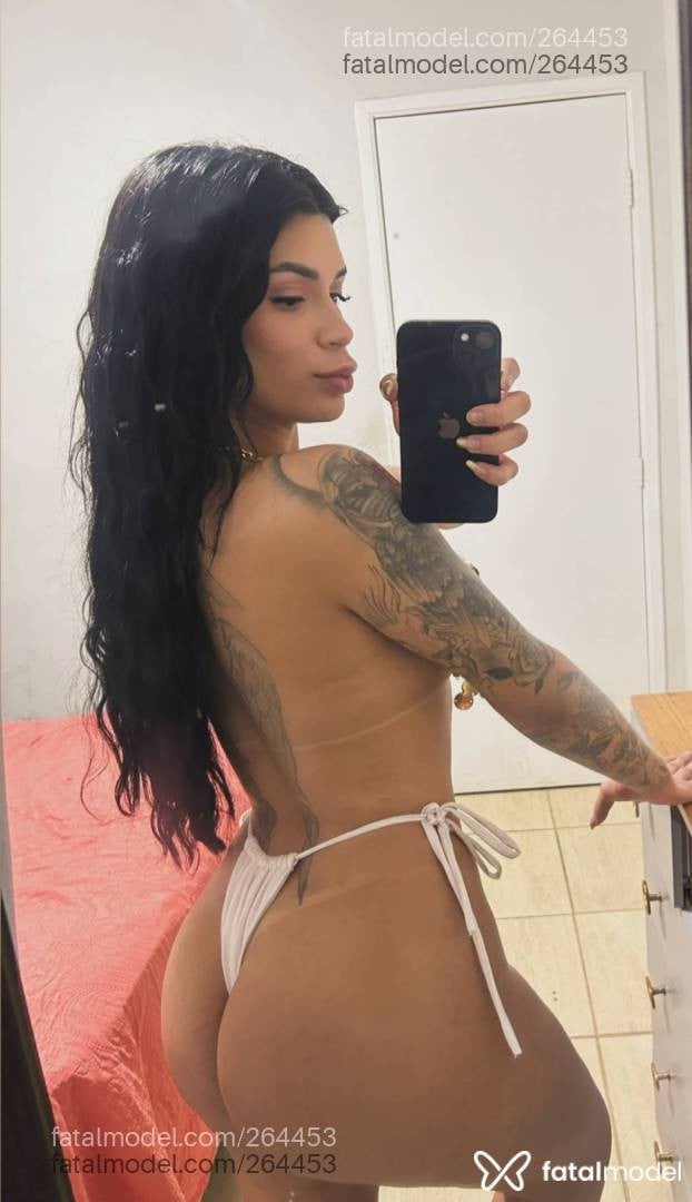 Acompanhante mulher trans morena (o) de olhos castanhos - Eloise Ghanima