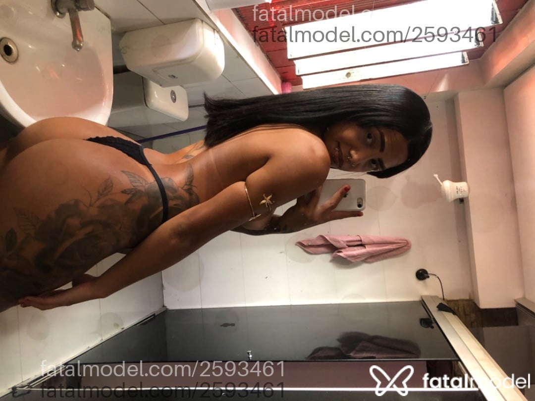 Acompanhante mulher morena (o) de olhos castanhos em Belo Horizonte - Keke Santos