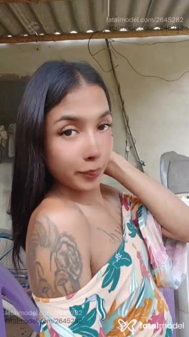 Acompanhante mulher trans morena (o) de olhos castanhos em Virtual - Pyetrinha